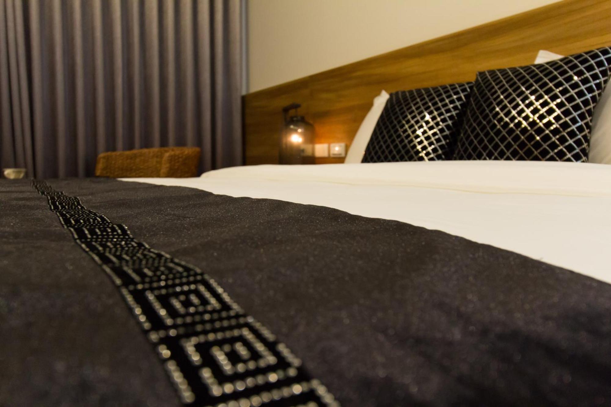 Qi Li Xiang Homestay Уцзє Номер фото